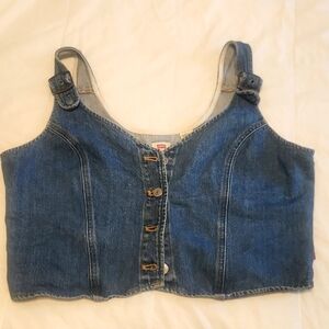 Levis top